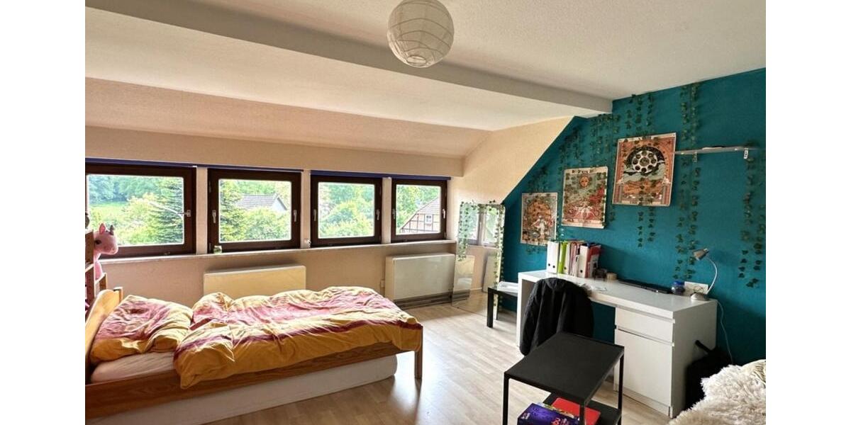 Einfamilienhaus Wrestedt - 8 Zimmer, 249 m&sup2;, 150.000&euro; | Angebot:25760068