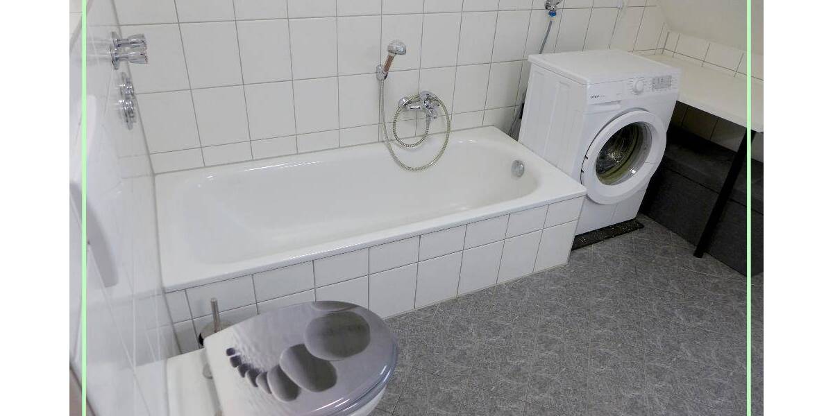 Etagenwohnung Neumarkt in der Oberpfalz Neumarkt - 4 Zimmer, 100 m&sup2;, 840&euro; | Angebot:26798585