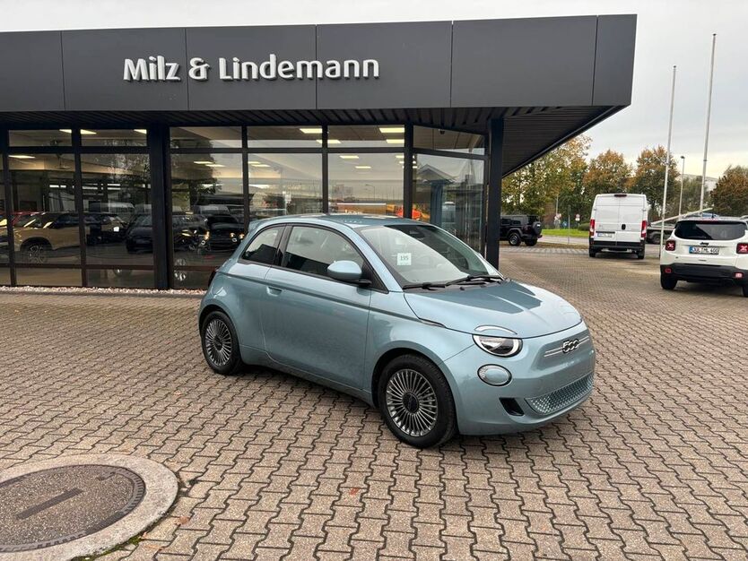 Fiat 500e 42.120 km 15.400 € Jülich 52428