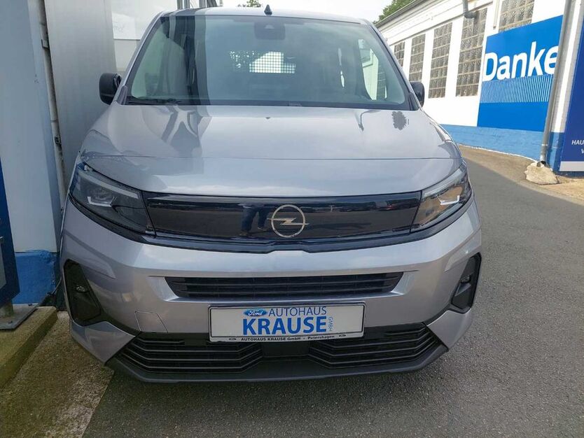 Opel Combo Life 3.710 km 23.495 € Petershagen 32469