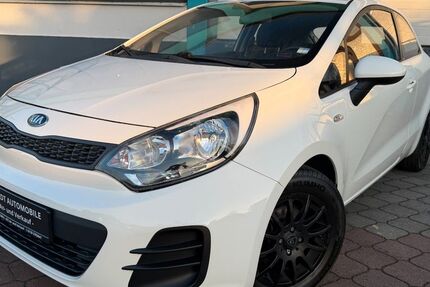 Kia Rio 127.687 km 4.980 &euro; Ursensollen 92289
