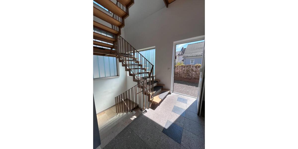Erdgeschoßwohnung Hanau Groß-Steinheim - 3 Zimmer, 95 m&sup2;, 1.800&euro; | Angebot:27619329