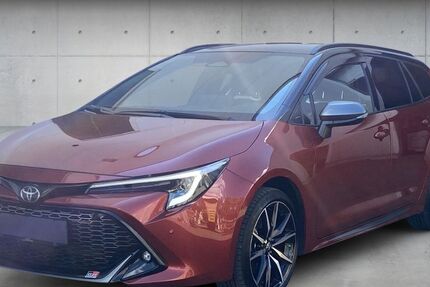 Toyota Corolla 12.000 km 32.630 &euro; Wertheim 97877