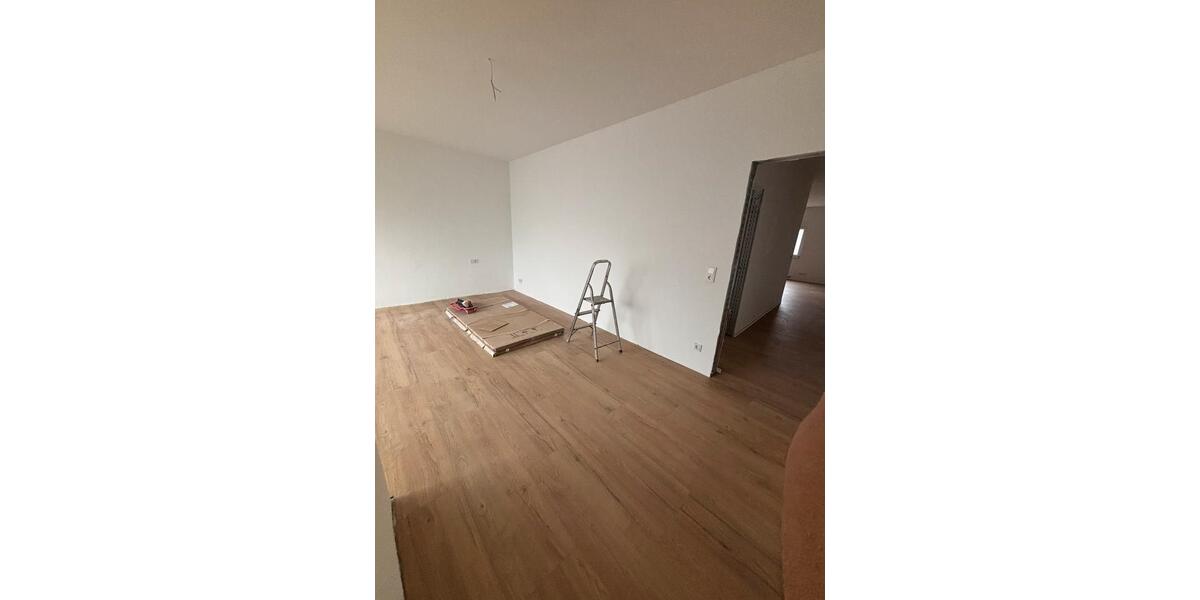 Erdgeschoßwohnung Wetzlar - 3 Zimmer, 100 m&sup2;, 950&euro; | Angebot:26326788