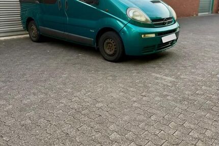 Opel Vivaro 320.000 km 3.900 &euro; Fechenheim 60386