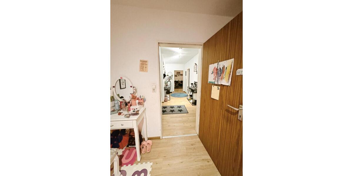 Etagenwohnung Augustdorf - 3 Zimmer, 85 m&sup2;, 725&euro; | Angebot:24869991