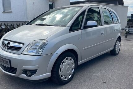 Opel Meriva 140.000 km 2.490 &euro; Holzgerlingen 71088