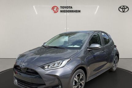 Toyota Yaris 2.500 km 29.590 € Krefeld 47809