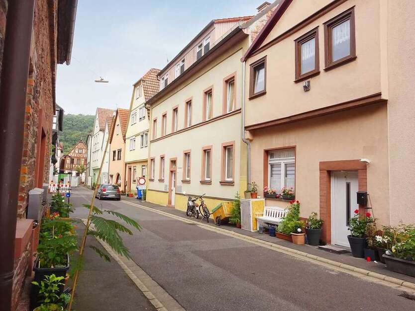 Haus zum Kaufen in Karlstadt 499.000 € 236 m²