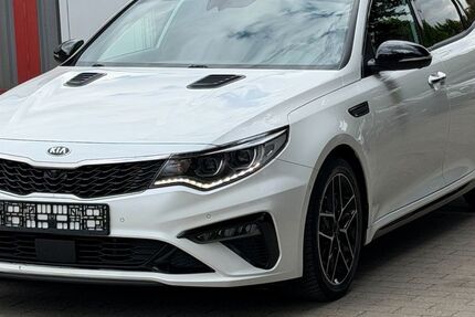 Kia Optima 156.800 km 14.990 &euro; Schönefeld 12529