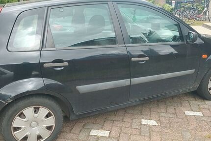 Ford Fiesta 178.000 km 600 &euro; Wesel 46487