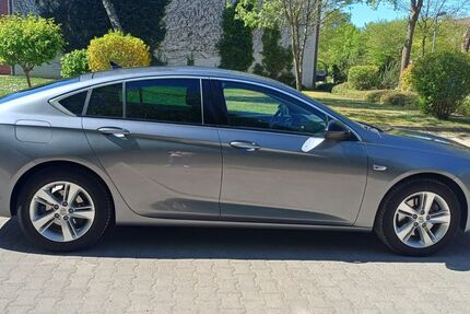Opel Insignia 101.000 km 14.500 &euro; Lüneburg 21337