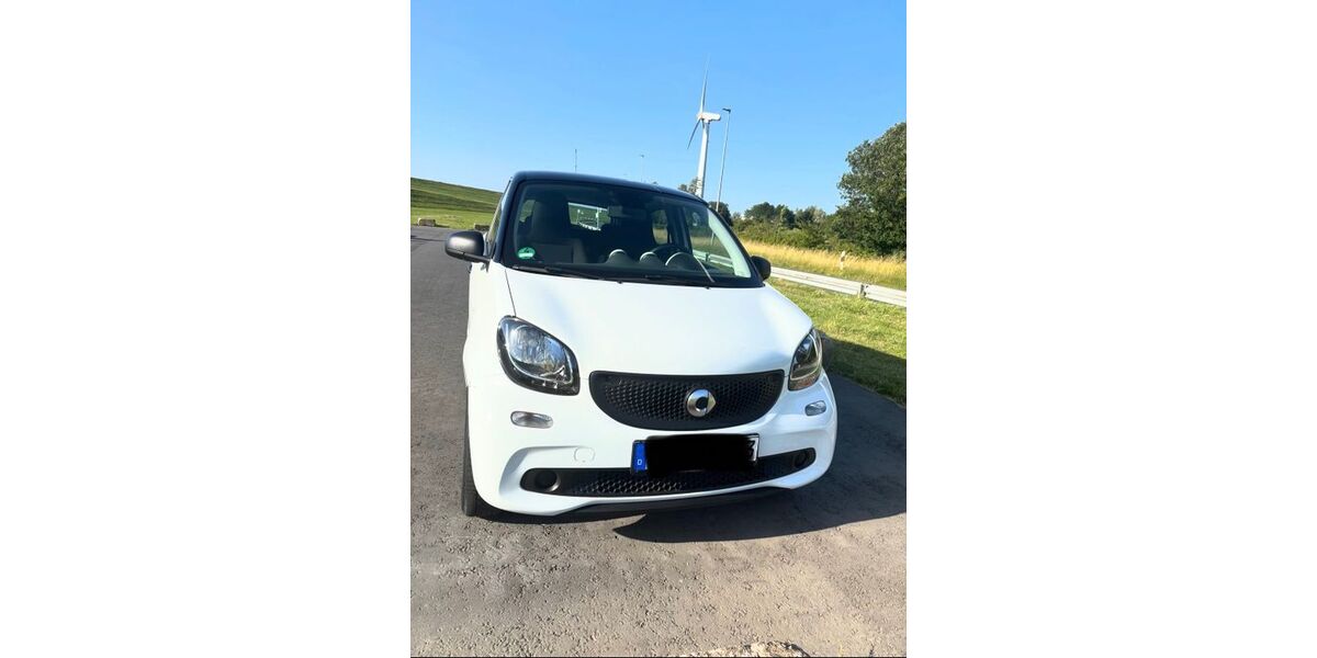 Smart ForFour 79.115 km 7.400 &euro; Bremerhaven 27572