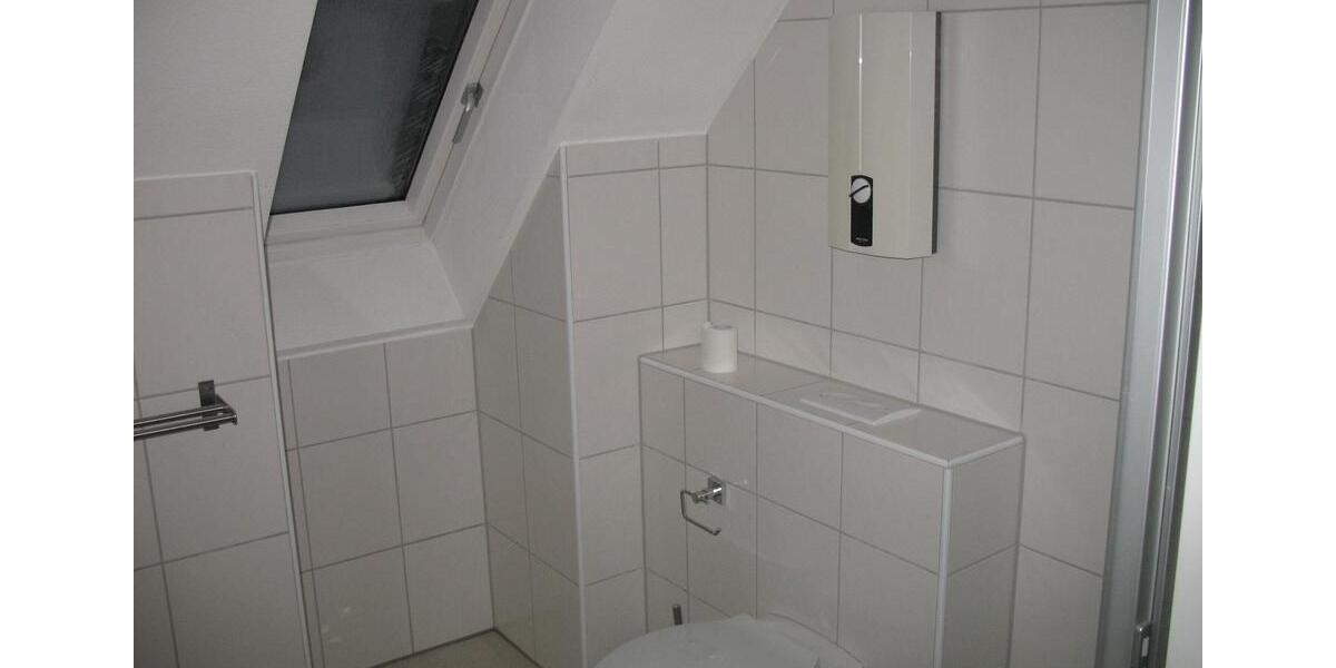 Bad Homburg-Kirdorf 50qm 2 Zimmer KücheDusch, Kellerraum,Kfz-Stp 2 zimmer