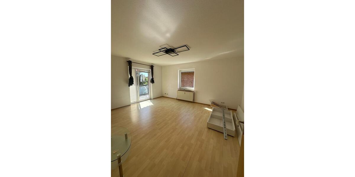 Erdgeschoßwohnung Calden - 3 Zimmer, 78 m&sup2;, 590&euro; | Angebot:26397953