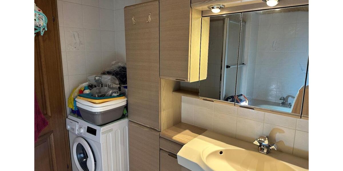 Dachgeschoßwohnung Salzweg - 3.5 Zimmer, 104 m&sup2;, 900&euro; | Angebot:26408502
