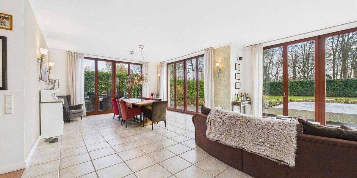 Einfamilienhaus Bad Rothenfelde - 6 Zimmer, 247 m&sup2;, 790.000&euro; | Angebot:26258698