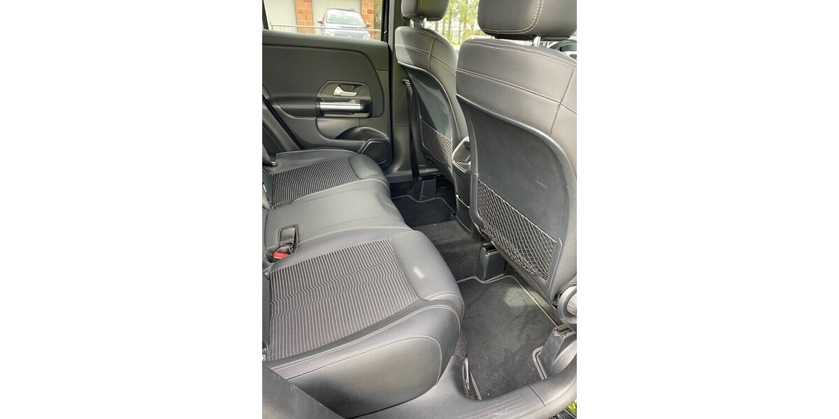 Mercedes-Benz 200 88.000 km 26.500 &euro; Schauenburg 34270