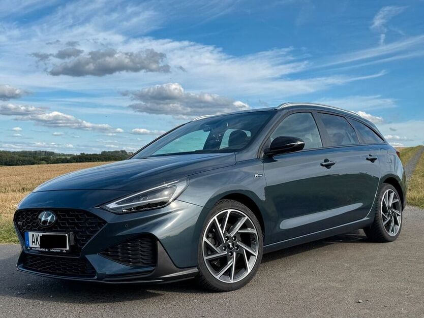 i30