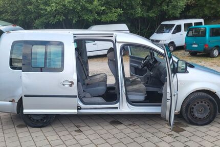 VW Caddy 302.000 km 1.950 &euro; ROTTWEIL 78628