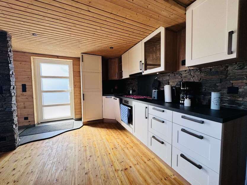Haus zum Kaufen in Meuspath 649.000 € 121 m²