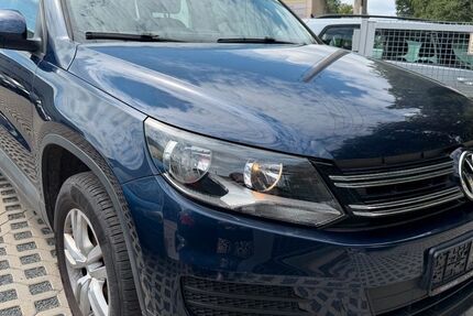 VW Tiguan 98.024 km 8.900 &euro; Bannewitz 01728