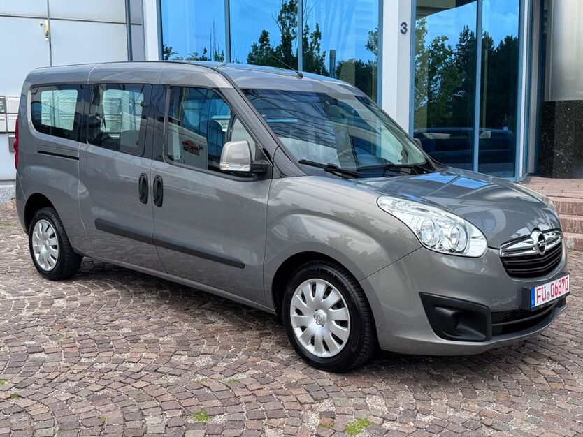 Opel Combo 150.000 km 9.990 € Cadolzburg (bei Nürnberg) 90556