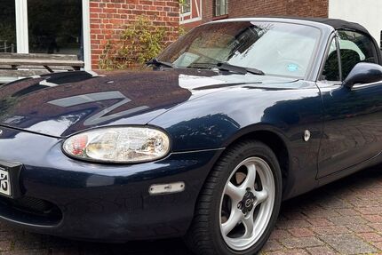 Mazda MX-5 238.000 km 4.900 € Hamburg 21129