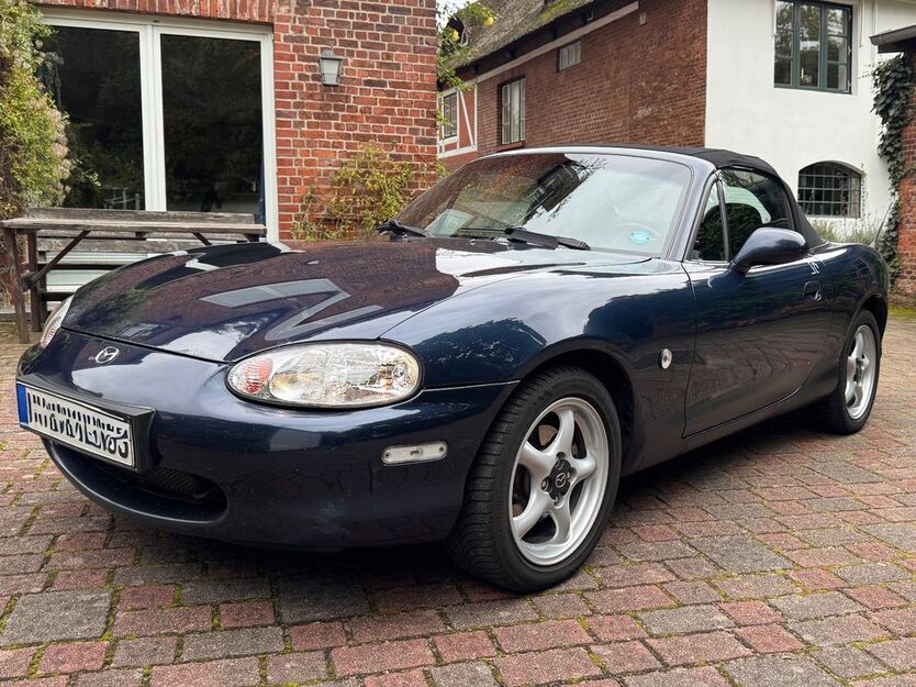 Mazda MX-5 238.000 km 4.900 € Hamburg 21129