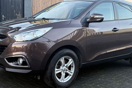 Hyundai ix35 101.000 km 9.999 &euro; Bergisch Gladbach 51469