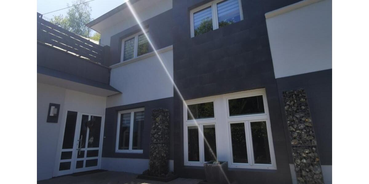 Einfamilienhaus Idar-Oberstein Oberstein - 11 Zimmer, 240 m&sup2;, 279.000&euro; | Angebot:27085341
