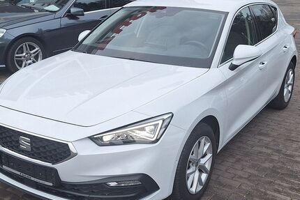 Seat Leon 68.366 km 16.990 &euro; Fehrbellin 16833