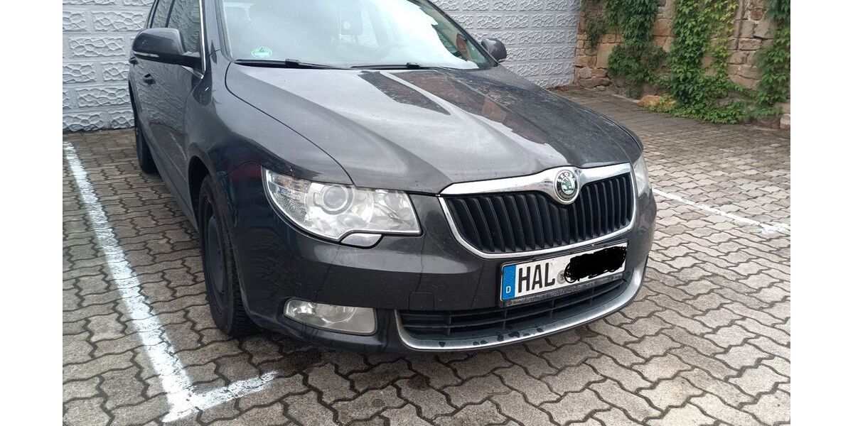 Skoda Superb 225.000 km 6.300 &euro; Halle 06128