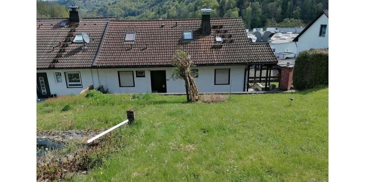 Doppelhaushälfte Schönau im Schwarzwald - 8 Zimmer, 160 m&sup2;, 395.000&euro; | Angebot:26940667