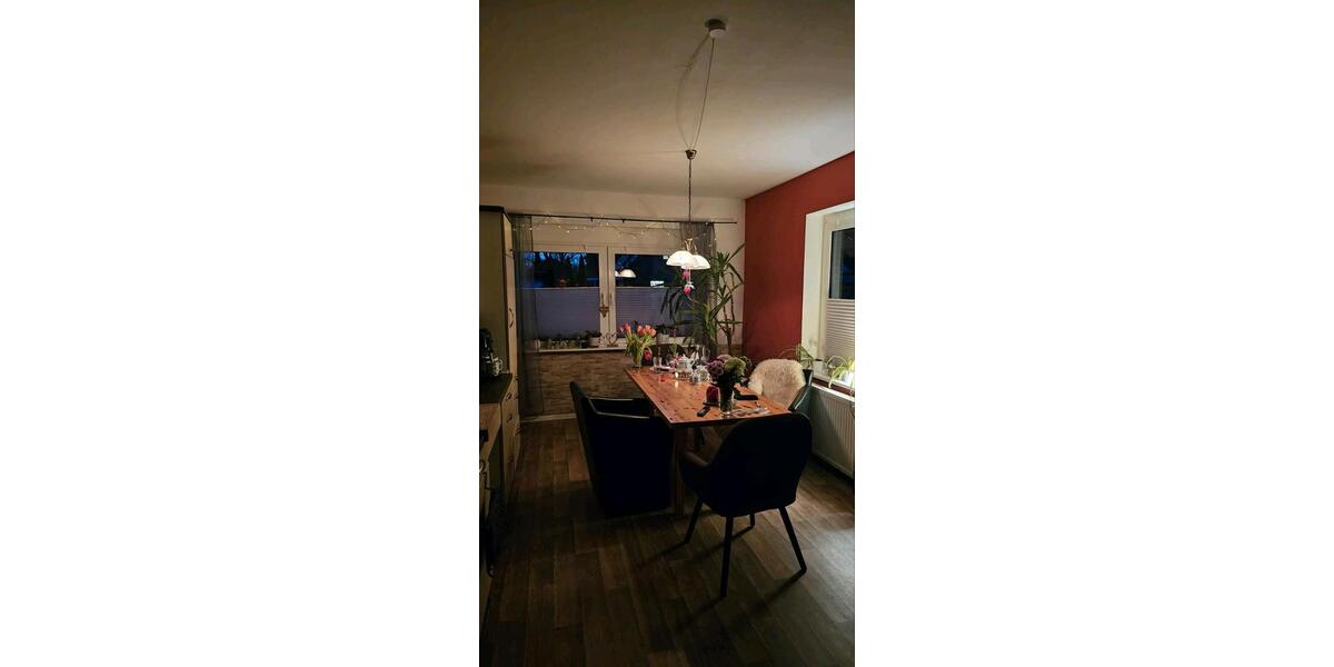 Einfamilienhaus Edewecht - 11 Zimmer, 300 m&sup2;, 465.000&euro; | Angebot:25640645