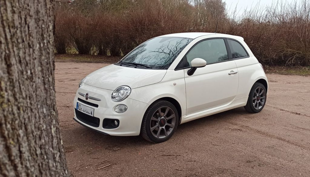 Fiat 500 142.000 km 5.999 &euro; Felde 24242