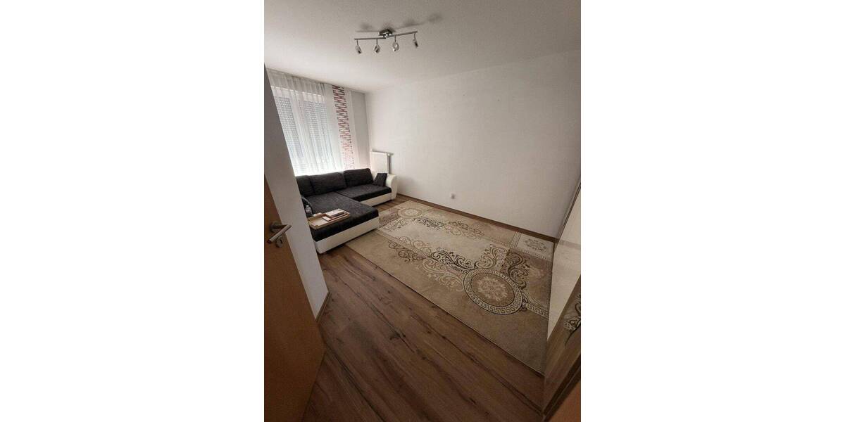 Reihenmittelhaus Feucht - 5 Zimmer, 165 m&sup2;, 2.300&euro; | Angebot:26778559