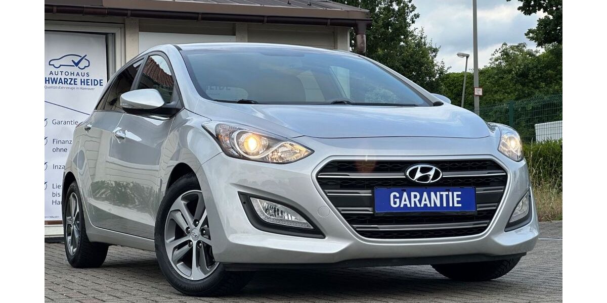 Hyundai i30 29.350 km 11.950 &euro; Hannover 30419
