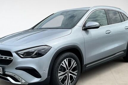 Mercedes-Benz GLA 180 7.000 km 46.440 &euro; Niebüll 25899