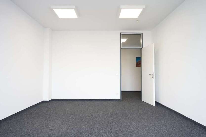 Büro in Mannheim 1.382 € 212 m²