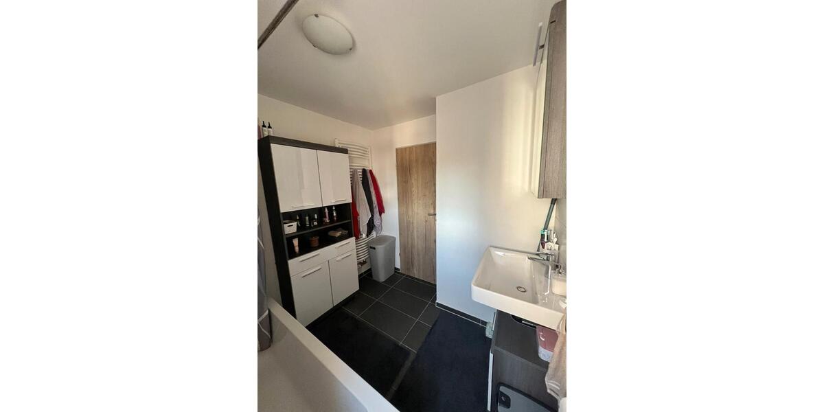 Einfamilienhaus Geisenhausen - 7 Zimmer, 130 m&sup2;, 459.000&euro; | Angebot:26763481