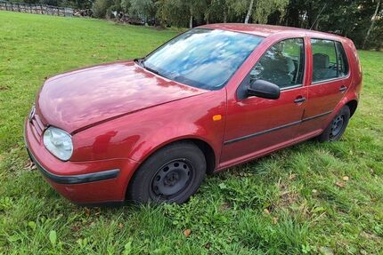VW Golf 186.495 km 1.100 &euro; Kamen 59174