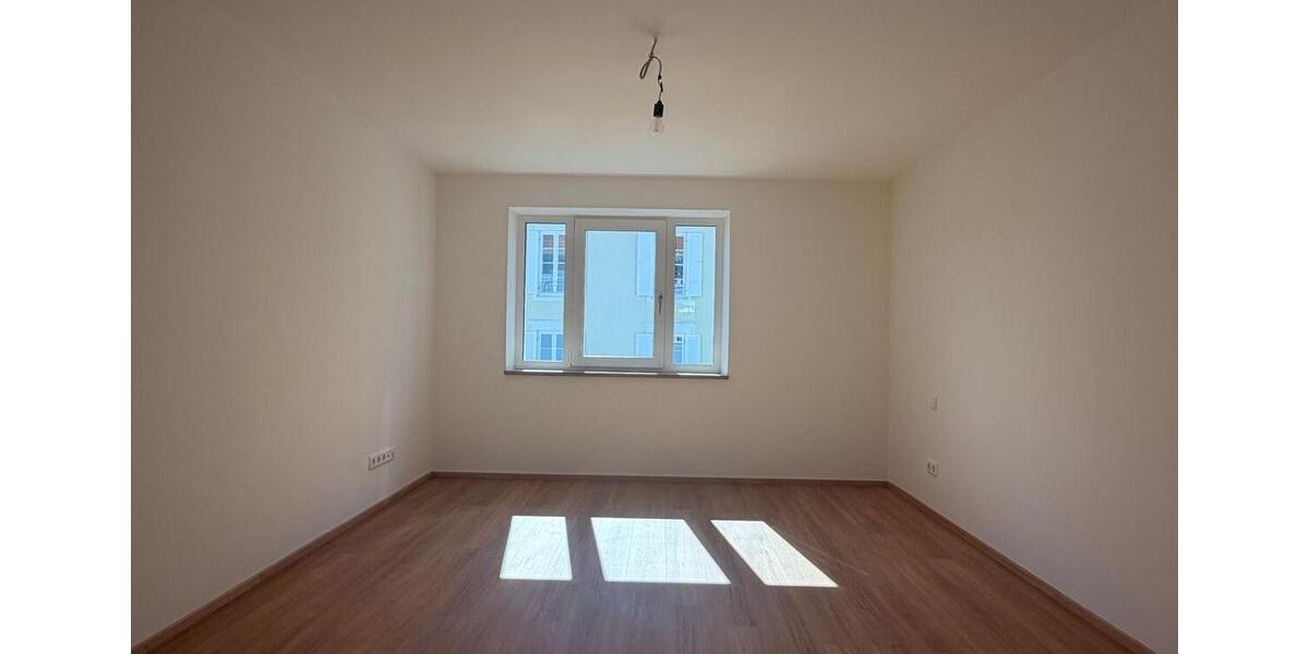 Etagenwohnung Murnau am Staffelsee - 3 Zimmer, 74 m&sup2;, 1.555&euro; | Angebot:25959526