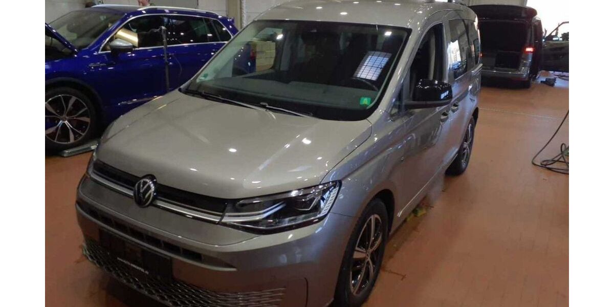 VW Caddy 114.600 km 20.700 &euro; Osnabrück 49084