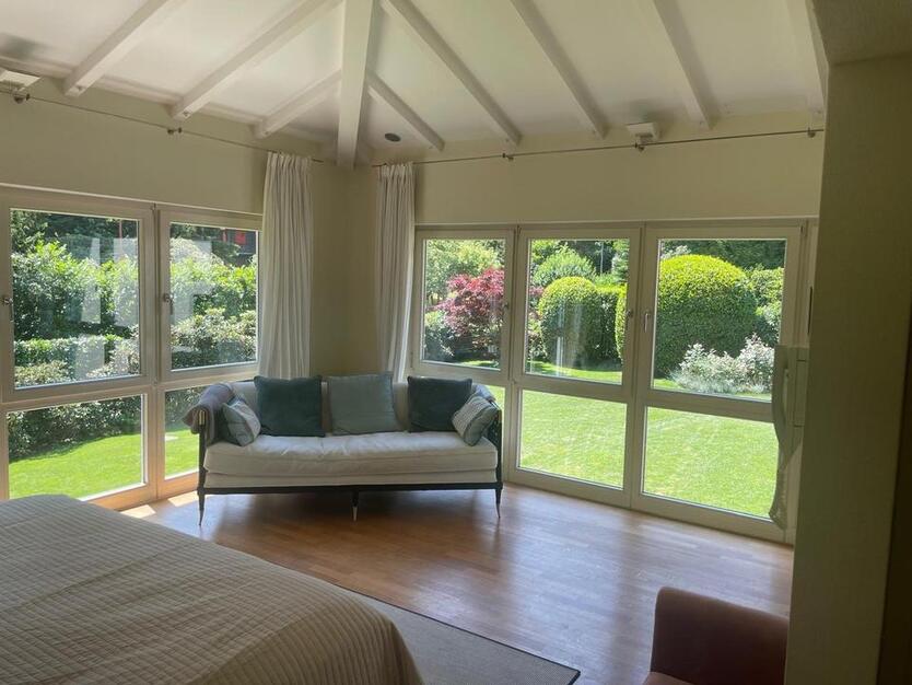KRONBERG - VILLA MIT TRAUMGARTEN zimmer
