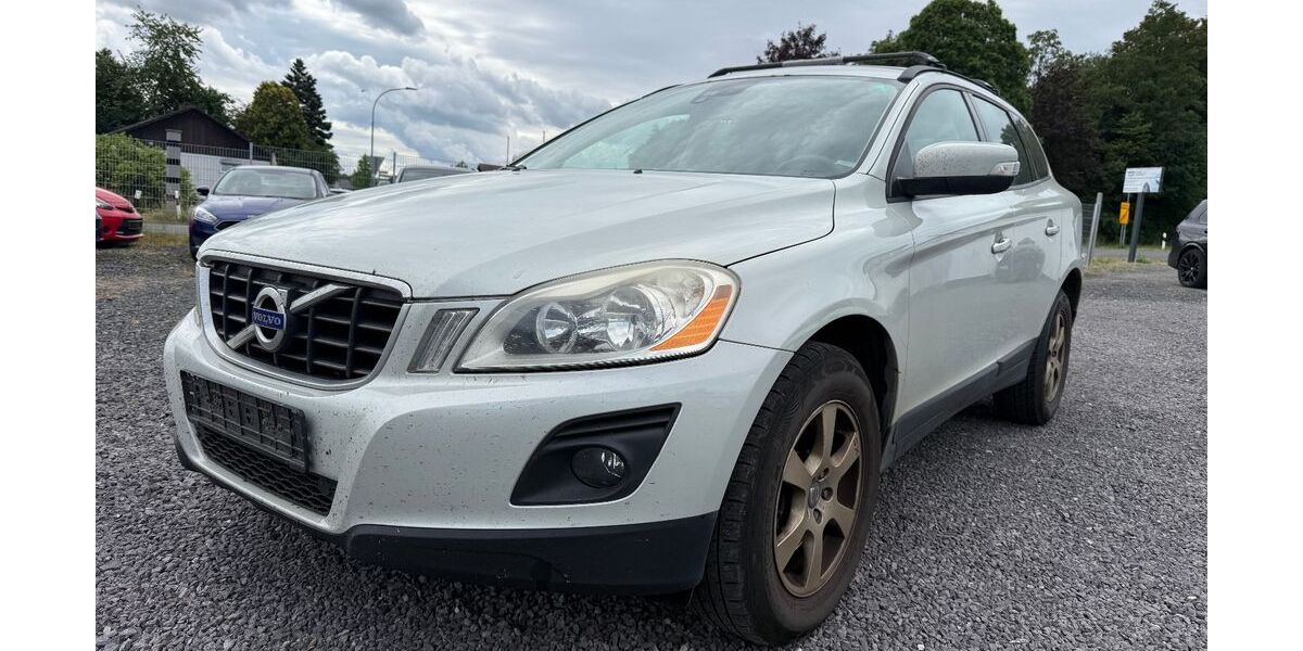 Volvo XC60 411.000 km 3.999 &euro; Laubach 35321