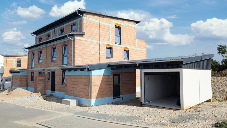 Großzügige DHH mit PV-Anlage, Einbauküche, 2 Bädern, großem Grundstück und Fernblick! zimmer