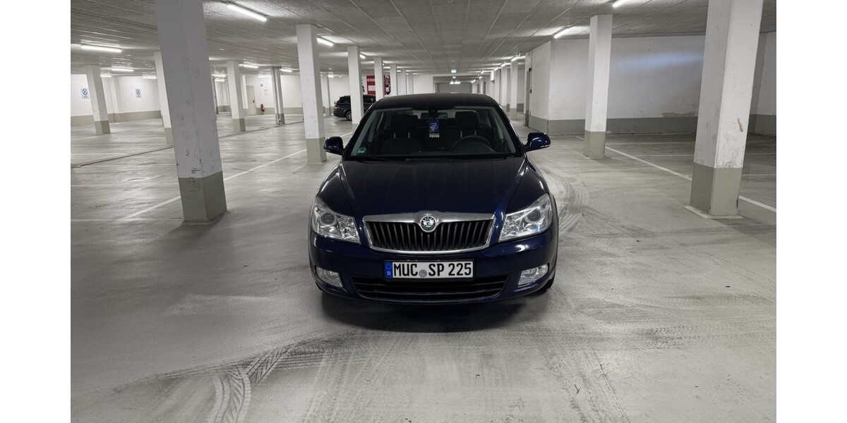 Skoda Octavia 180.000 km 3.375 &euro; München 80313