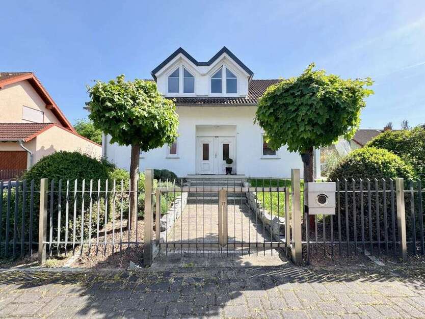 Haus zum Kaufen in Badenheim 749.000 € 160 m²