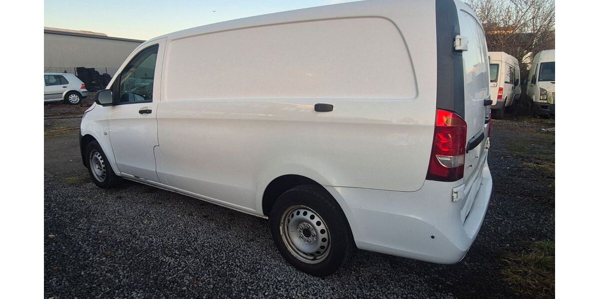 Mercedes-Benz Vito 190.000 km 8.900 &euro; Achim 28832